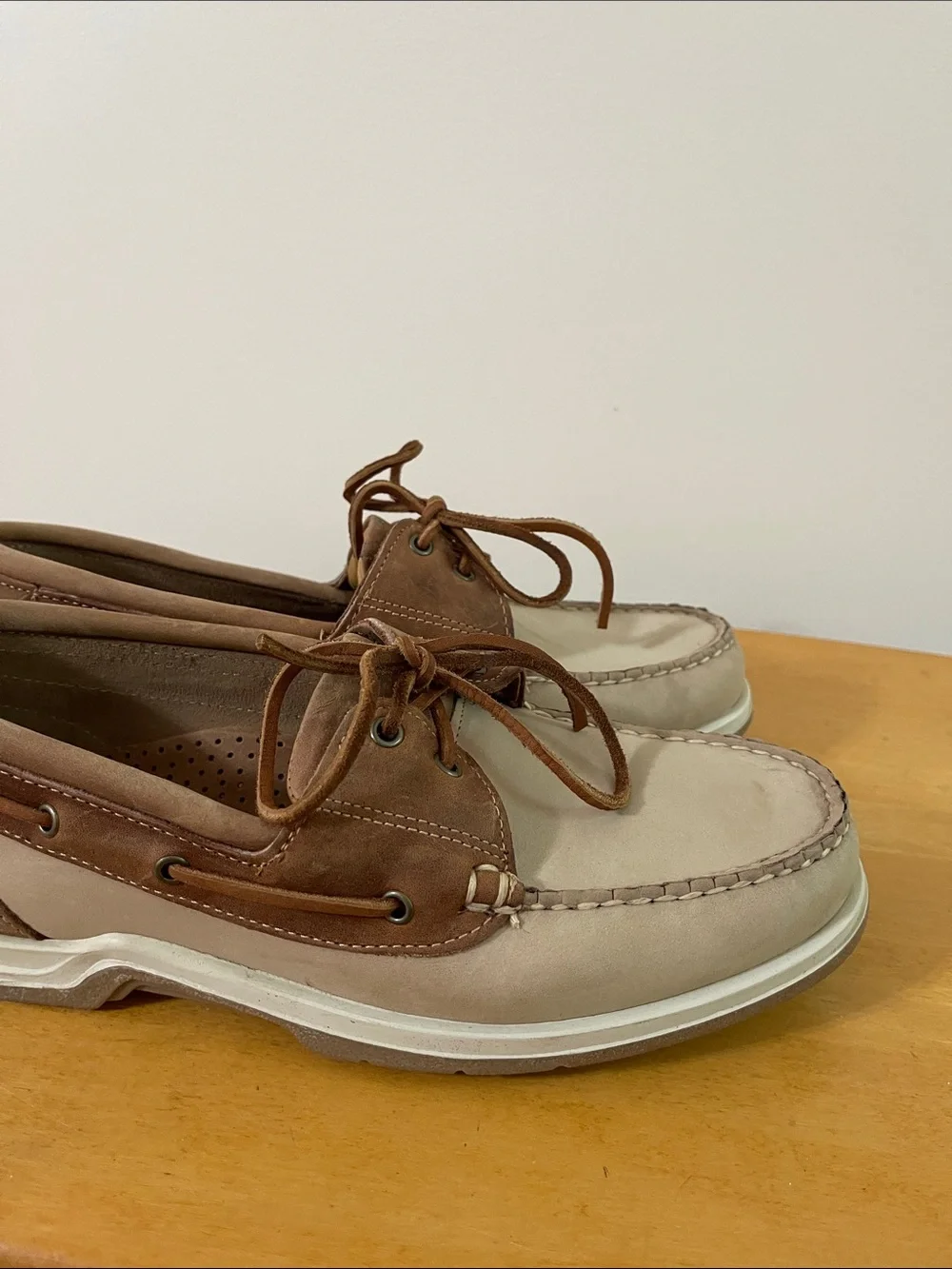 Adirondack Two-Tone Tan & Beige Leather Boat Shoes